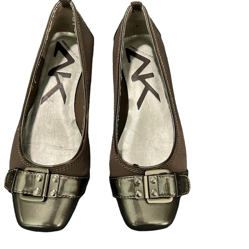 Anne Klein Sport Brown & Metallic Toe Cap Buckle Accent Ballet Flat Shoe…